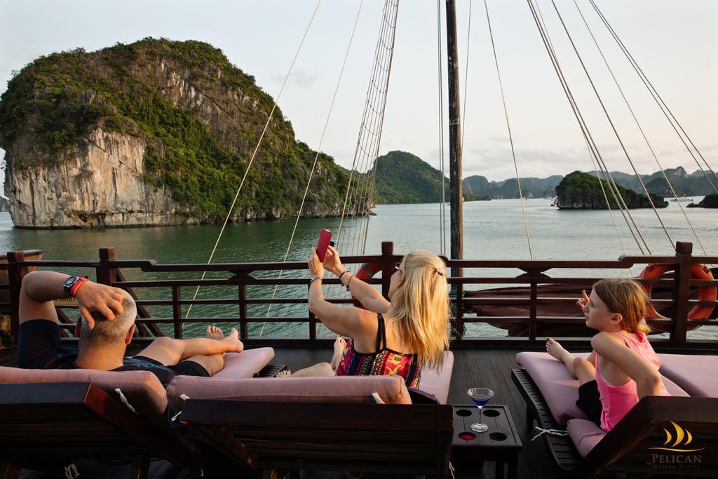 Pelican Classic Cruise Халонг Экстерьер фото