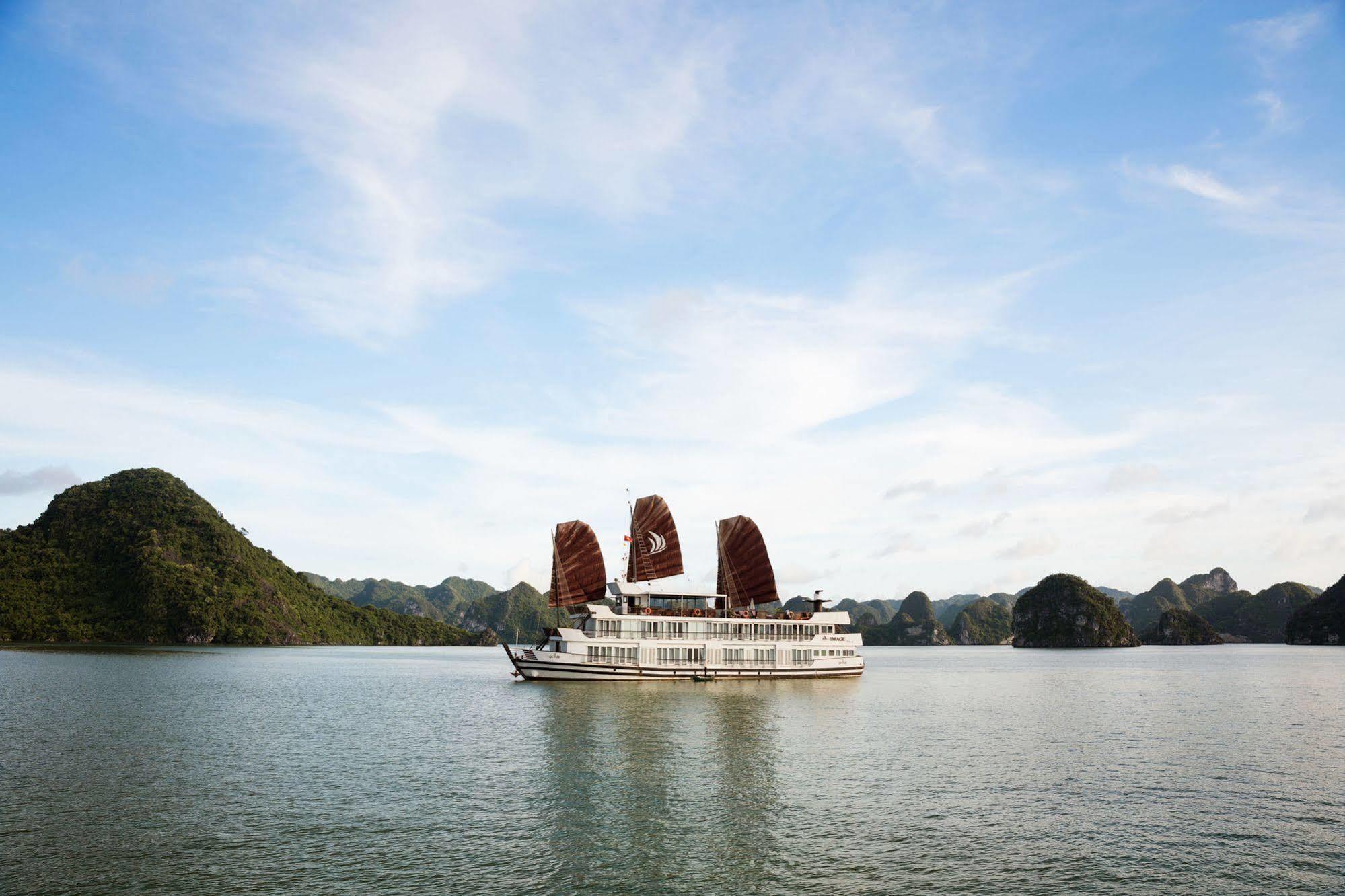 Pelican Classic Cruise Халонг Экстерьер фото