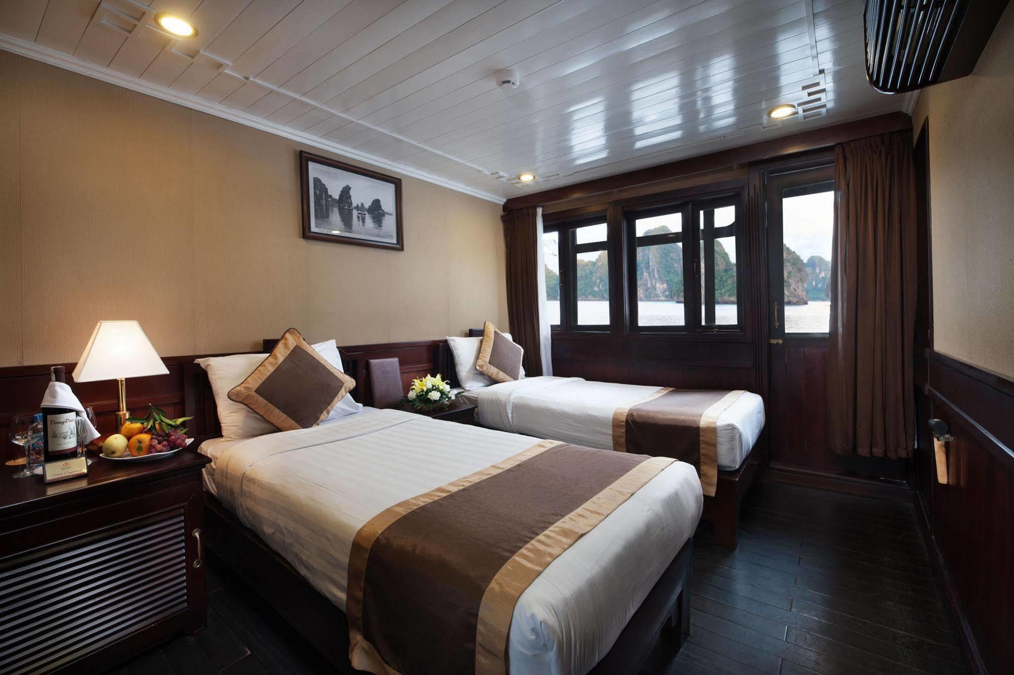 Pelican Classic Cruise Халонг Экстерьер фото